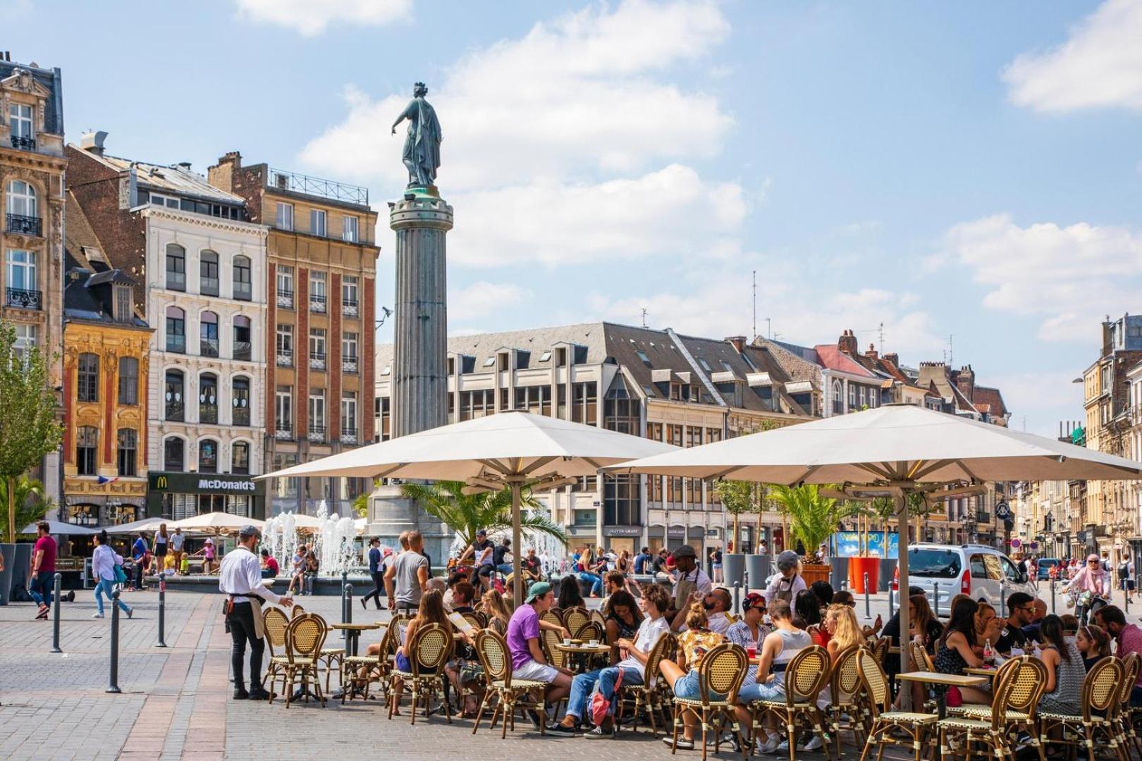 Atypical Triplex Near Grand Place With Terrace Lille Extérieur photo